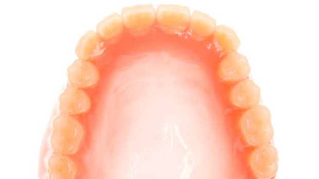 Что такое силиконовые зубные протезы?